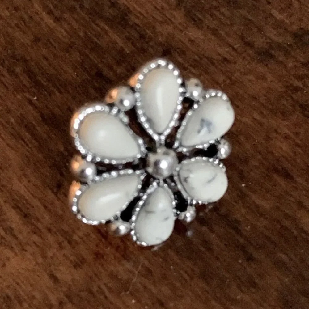 Western White Buffalo Style Blossom Earrings, Silver Tone Stone Studs